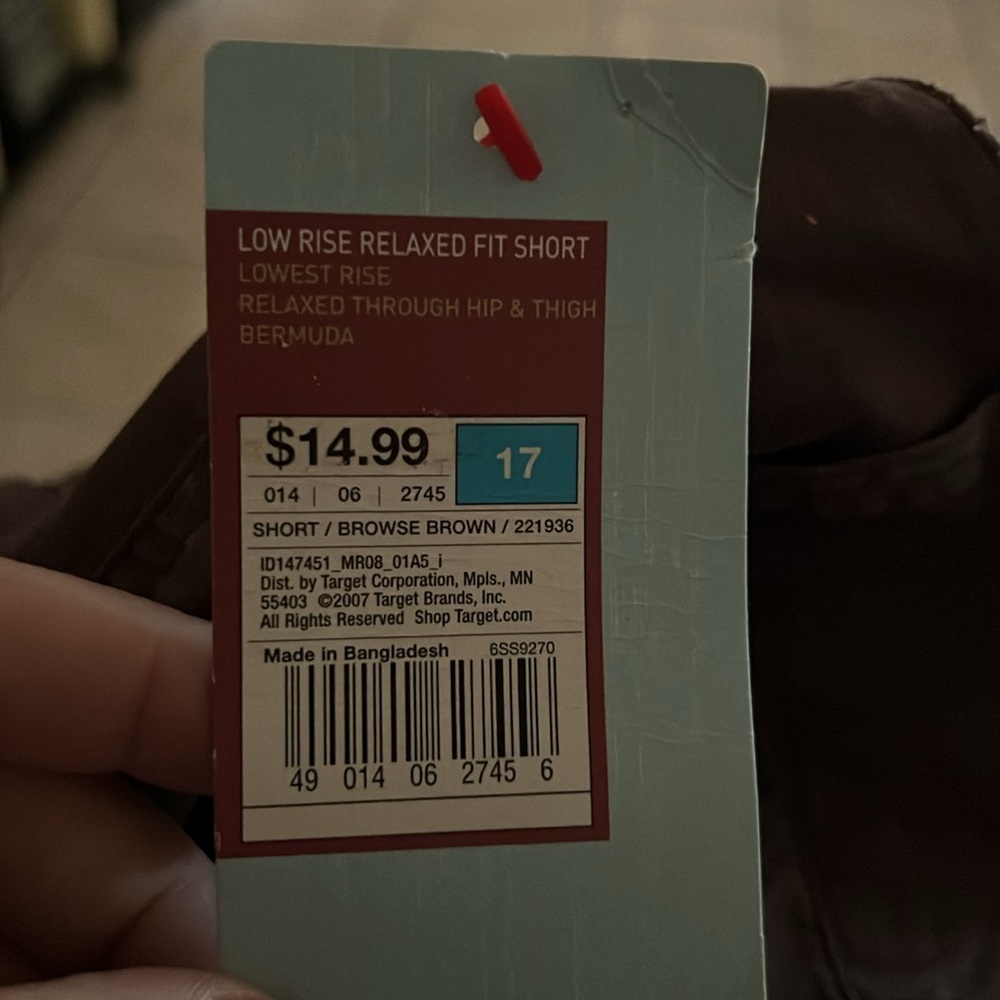 NWT Low Rise Relaxed Fit Short - Picture 5 of 5